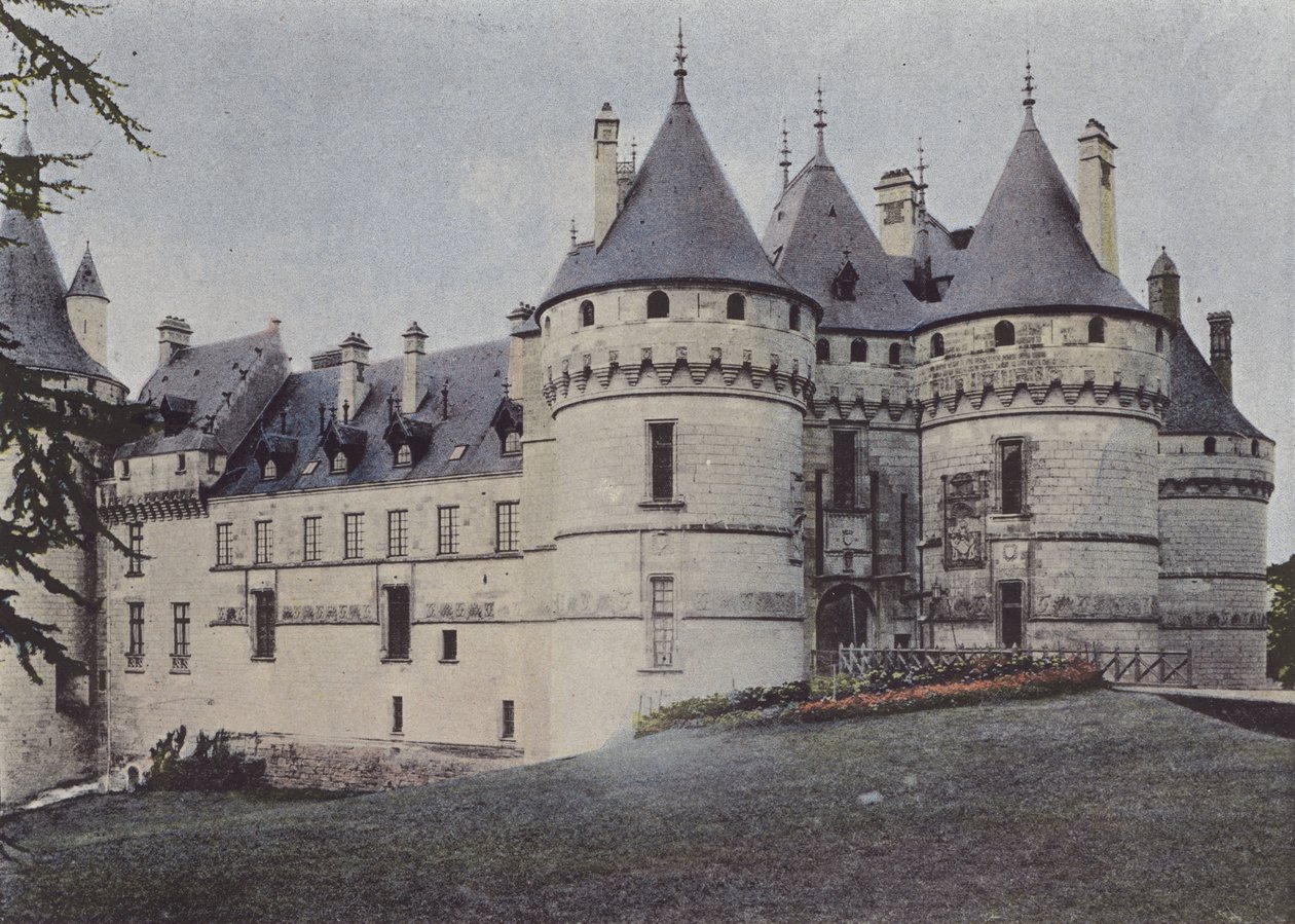 Chateau de Chaumont (farbiges Foto) von (after) French Photographer