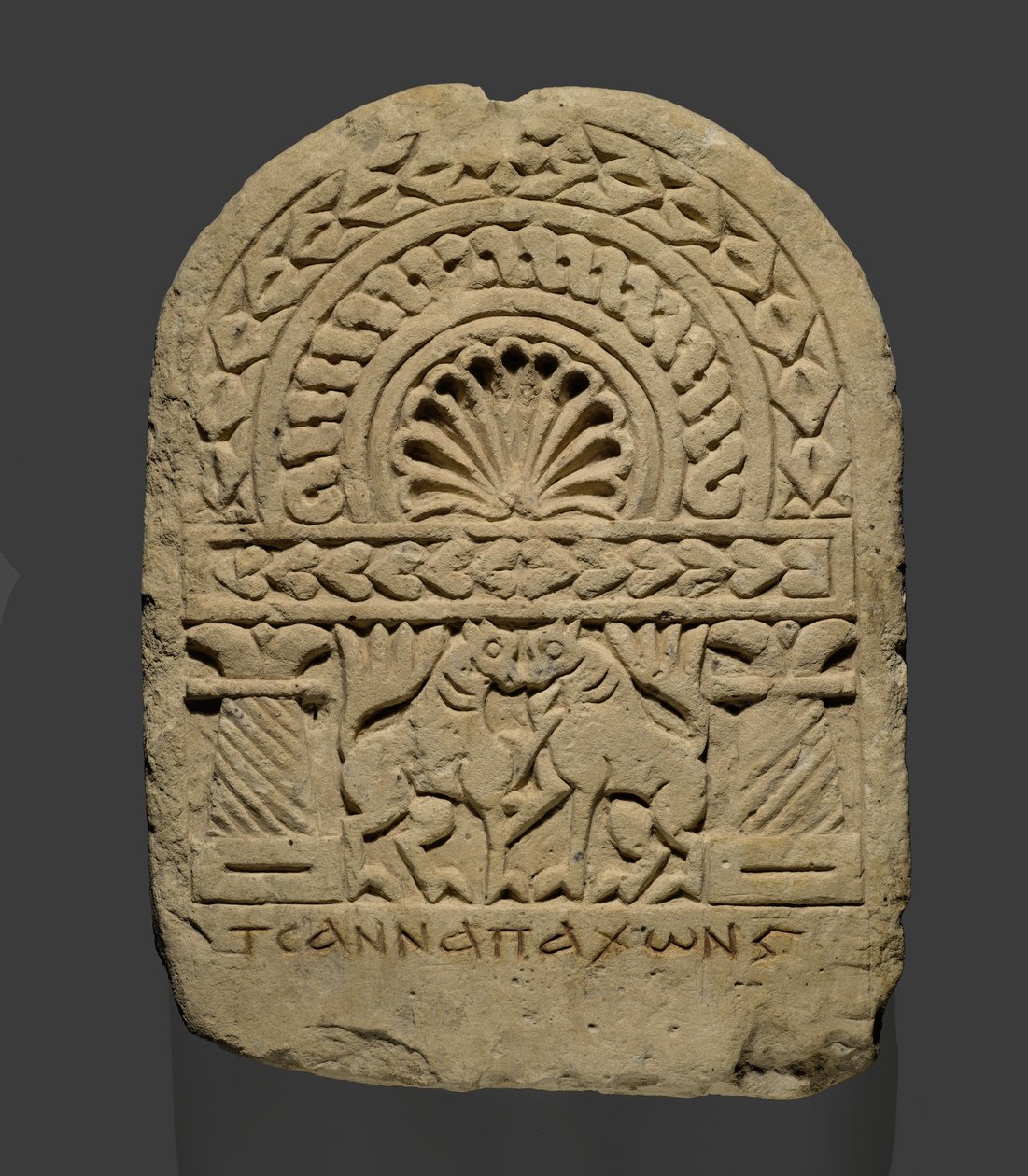 Rundbogige Stele, aus Esna von Coptic