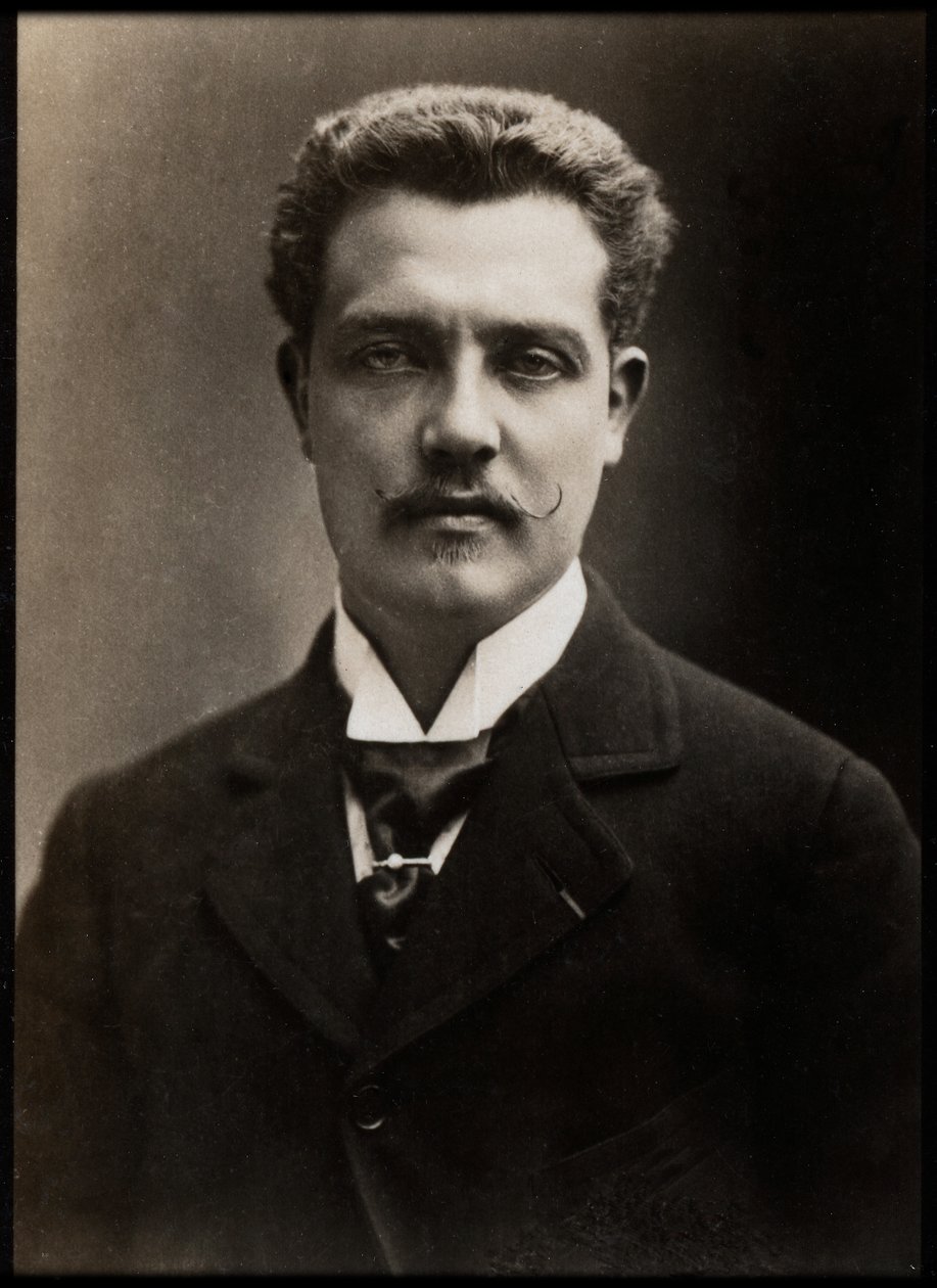 Porträt von Prinz Henri von Orléans (1867-1901), französischer Entdecker von French Photographer