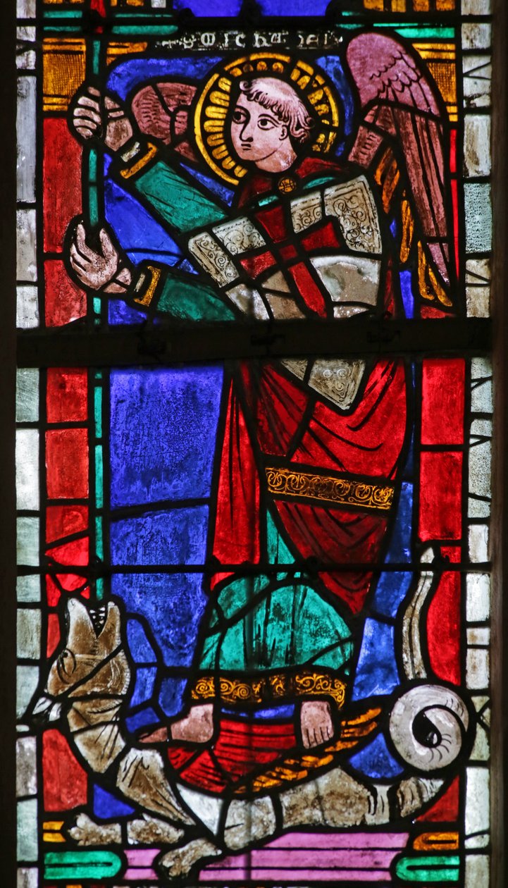 Fenster mit Darstellung des Heiligen Michael von French School