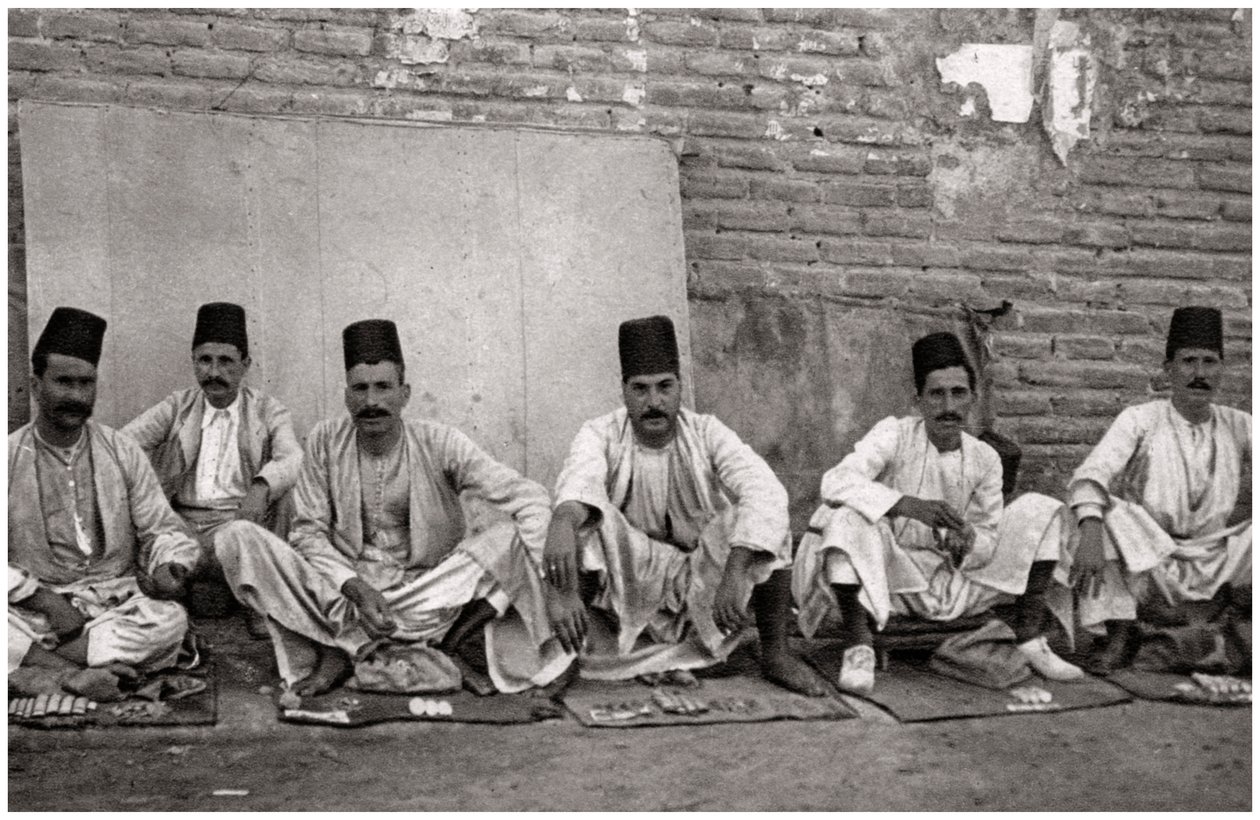 Türkische Geldwechsler, Bagdad, Irak, 1925 von A. Kerim
