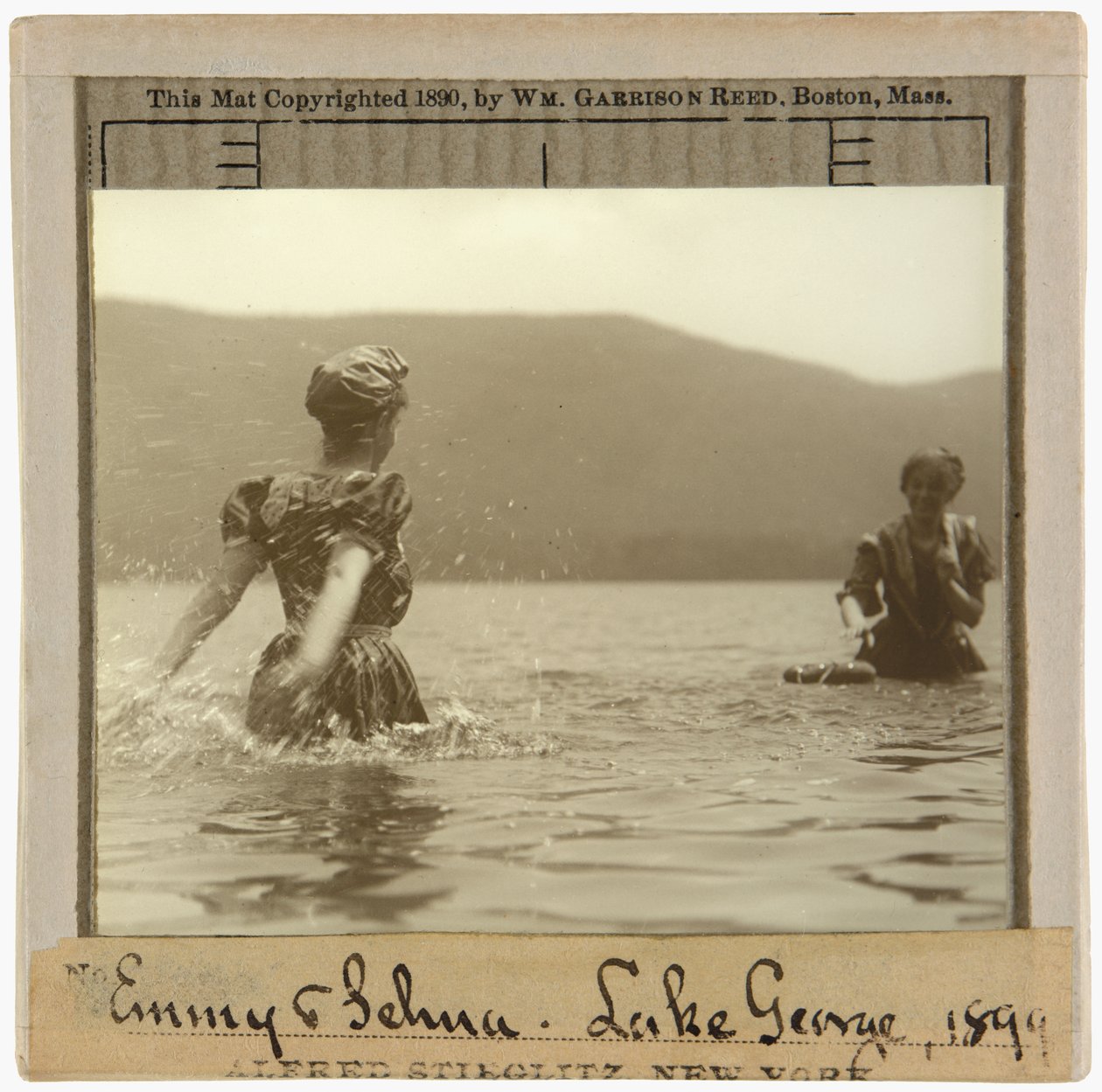Emmy und Selma, Lake George von Alfred Stieglitz