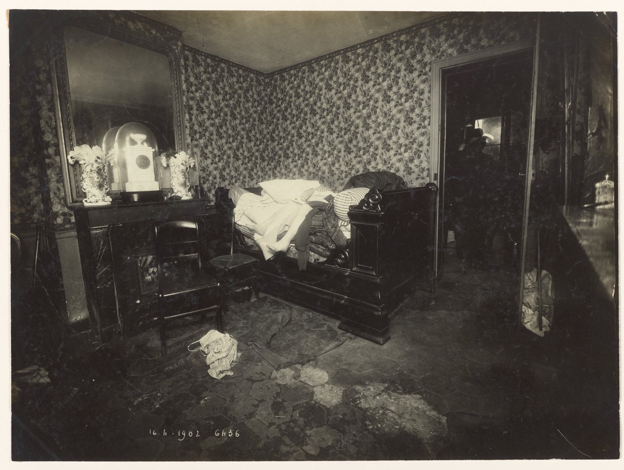 Verbrechen am Pfosten 17 von Alphonse Bertillon