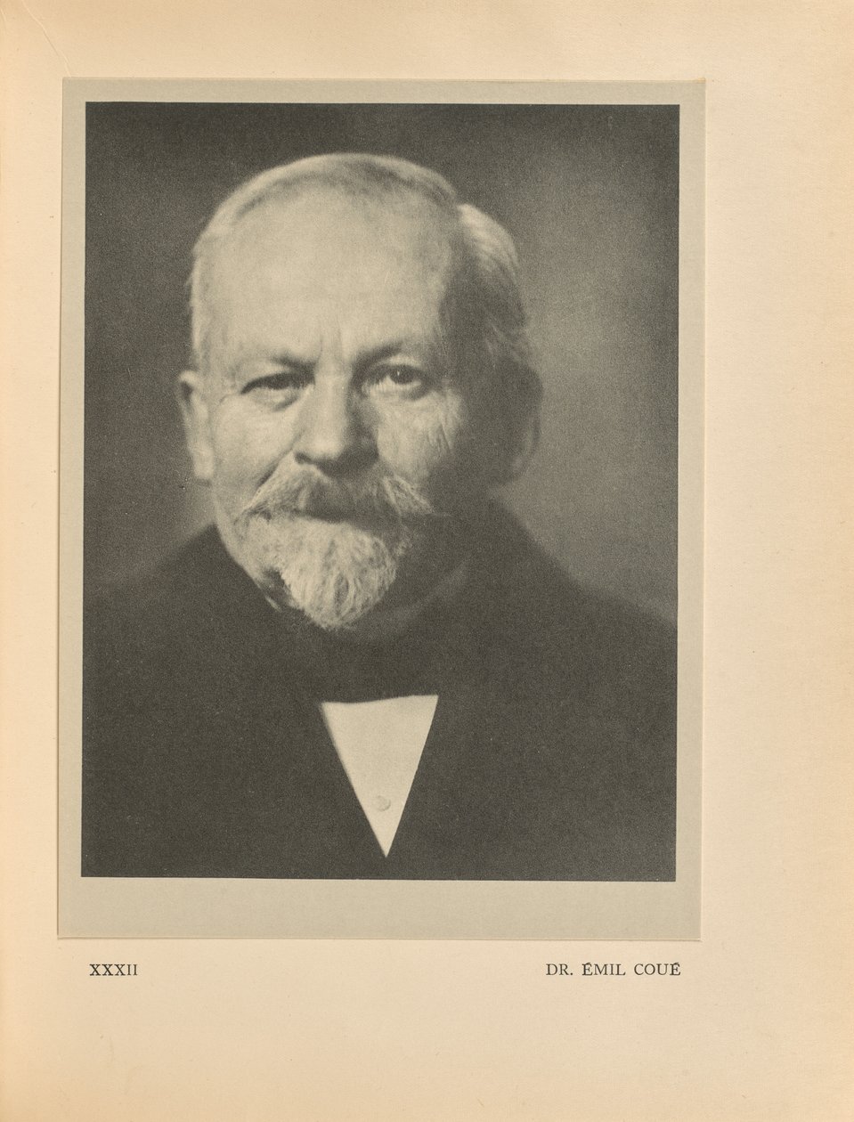 Dr. Émil Coué von Alvin Langdon Coburn