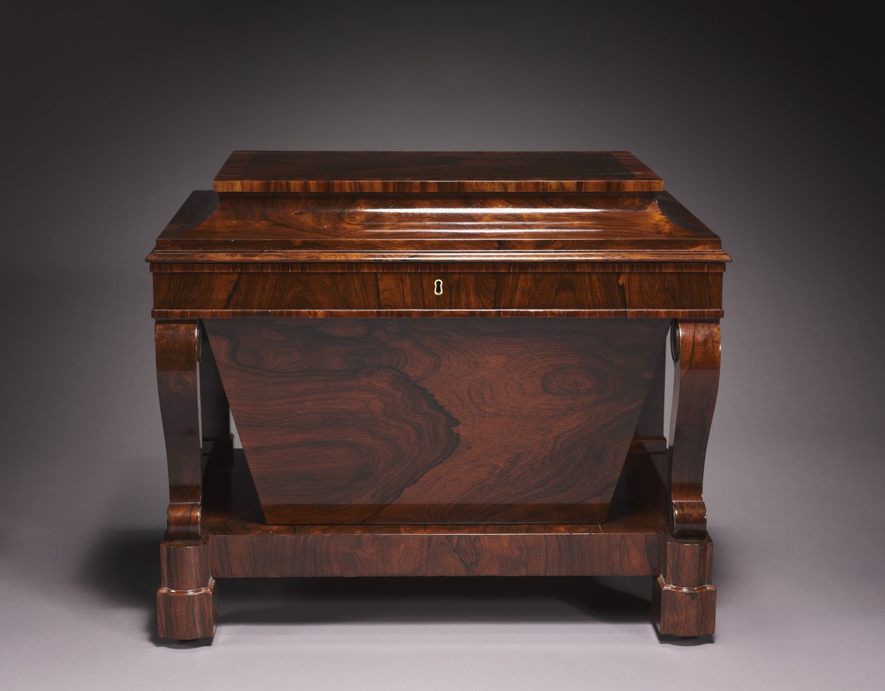 Cellarette, Firma Duncan Phyfe und Sohn von American School