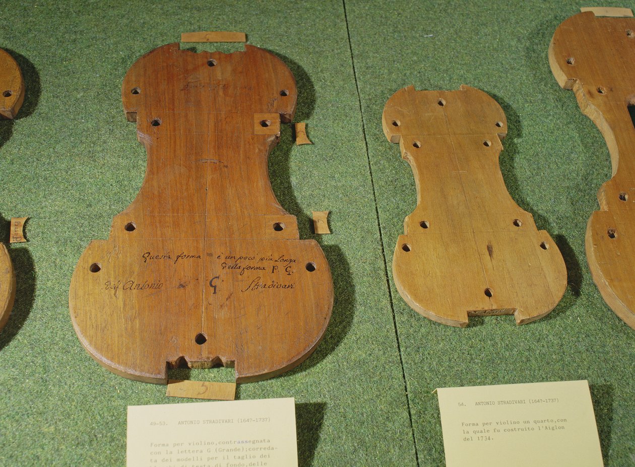 Geigenformen von Antonio Stradivari