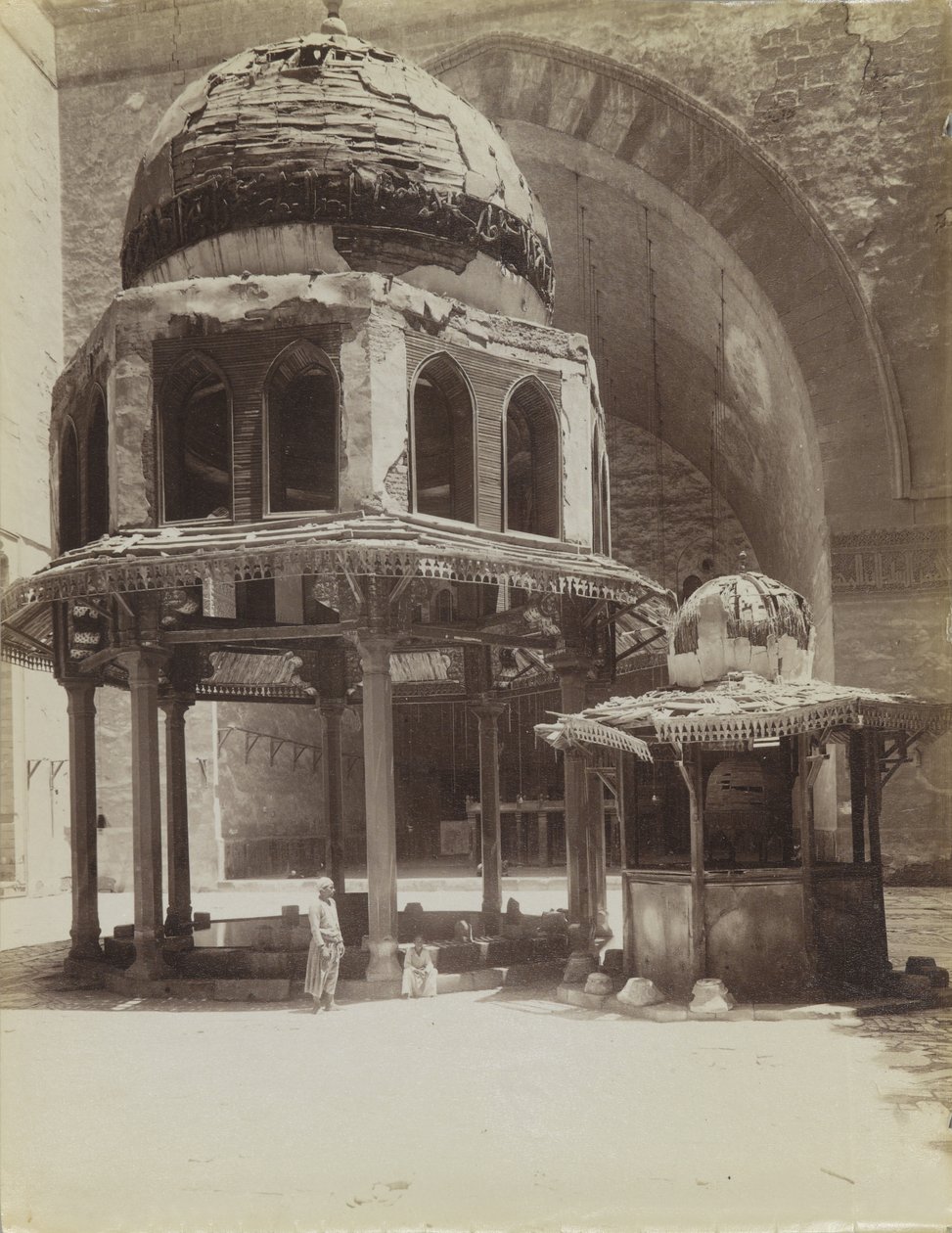Brunnen in der Moschee des Sultans Hassan, Ägypten von Antonio Beato