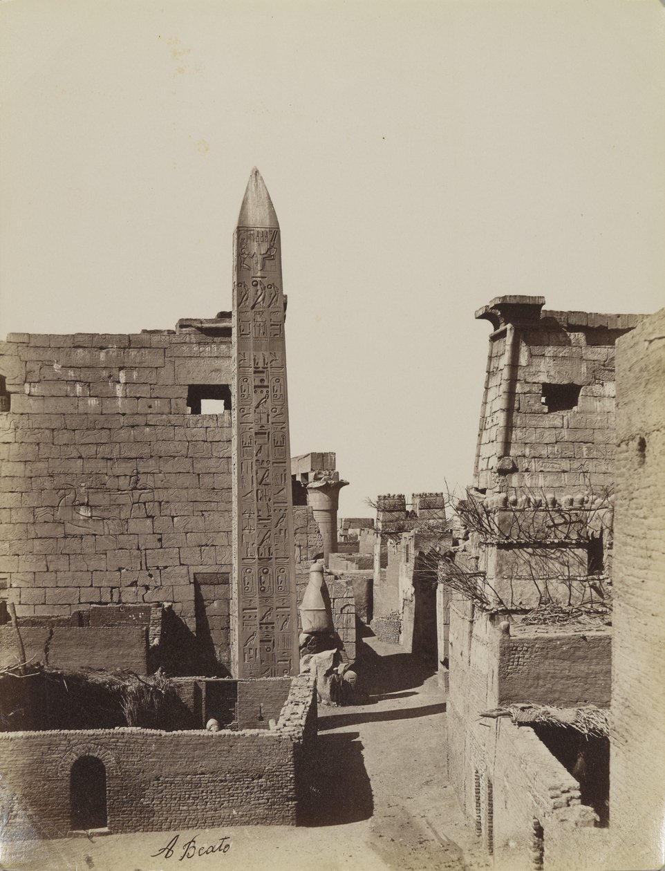Obelisk und Pylon von Ramses von Antonio Beato