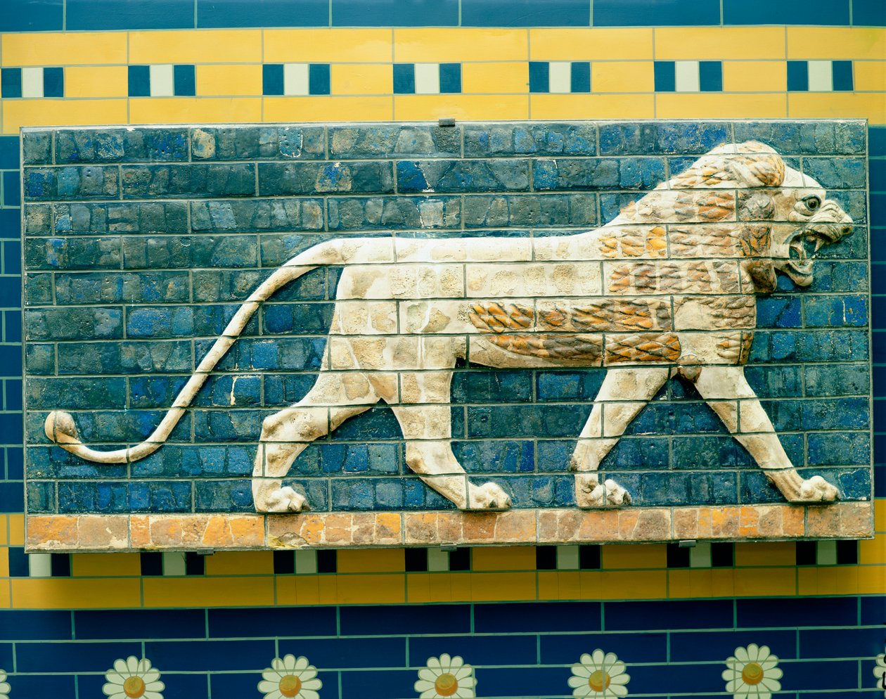Löwe, der Ishtar darstellt, aus Babylon, 625-539 v. Chr. von Babylonian