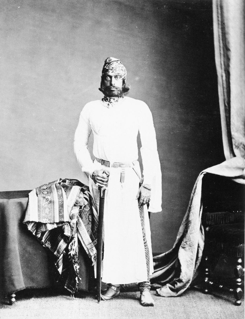 Maharaja Jaswant Singh II von Jodhpur, um 1870er von British Photographer