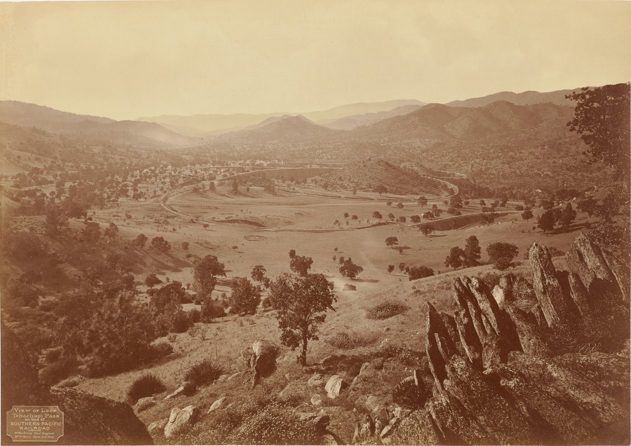 Gesamtansicht der Tehachapi-Schleife, S.P.R.R. von Carleton Watkins