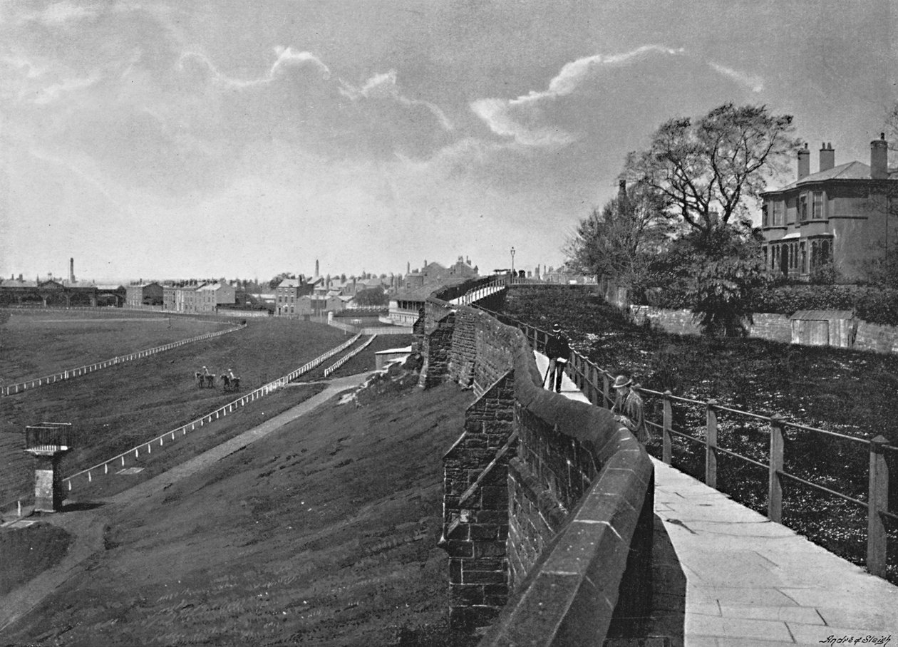 Die Mauer und Roodee, Chester, ca. 1896 von Catherall and Pritchard