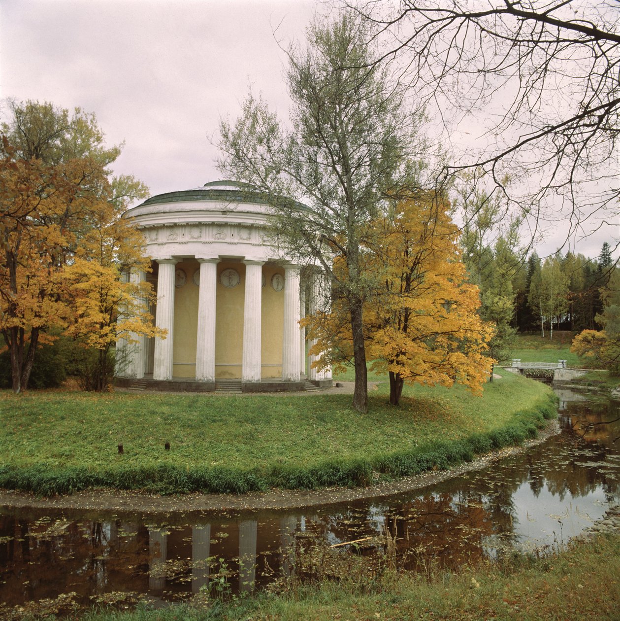 Pawlowsk. Der Tempel der Freundschaft, 1780-1783 von Charles Cameron
