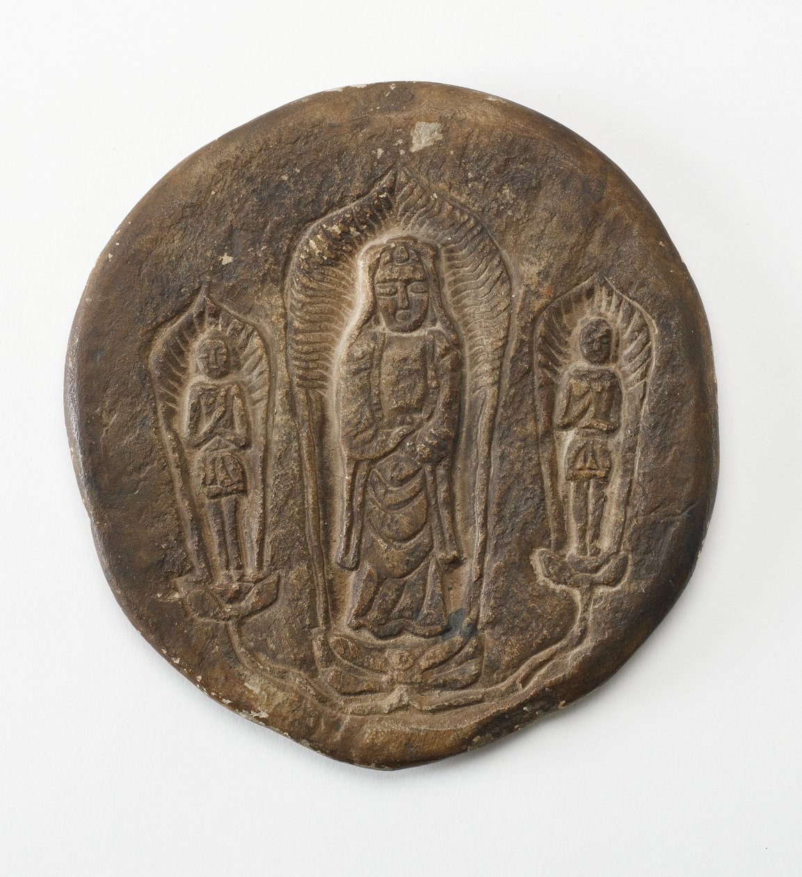 Runde Plakette, Zeit der Teilung, 500 n. Chr. von Chinese School