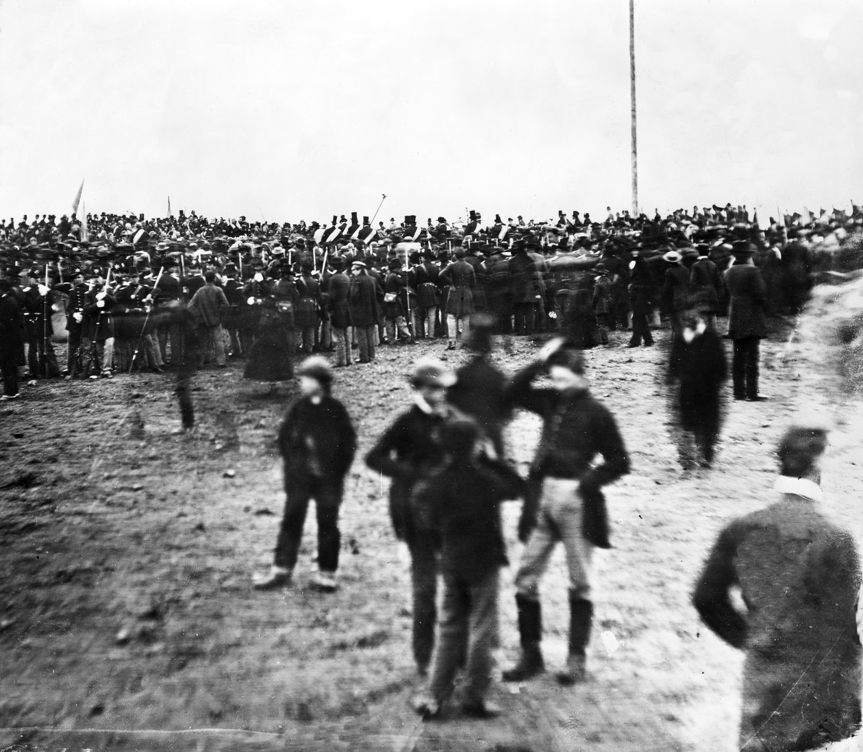 Menschenmenge bei Lincolns Gettysburg-Rede, 1863 von David Bachrach