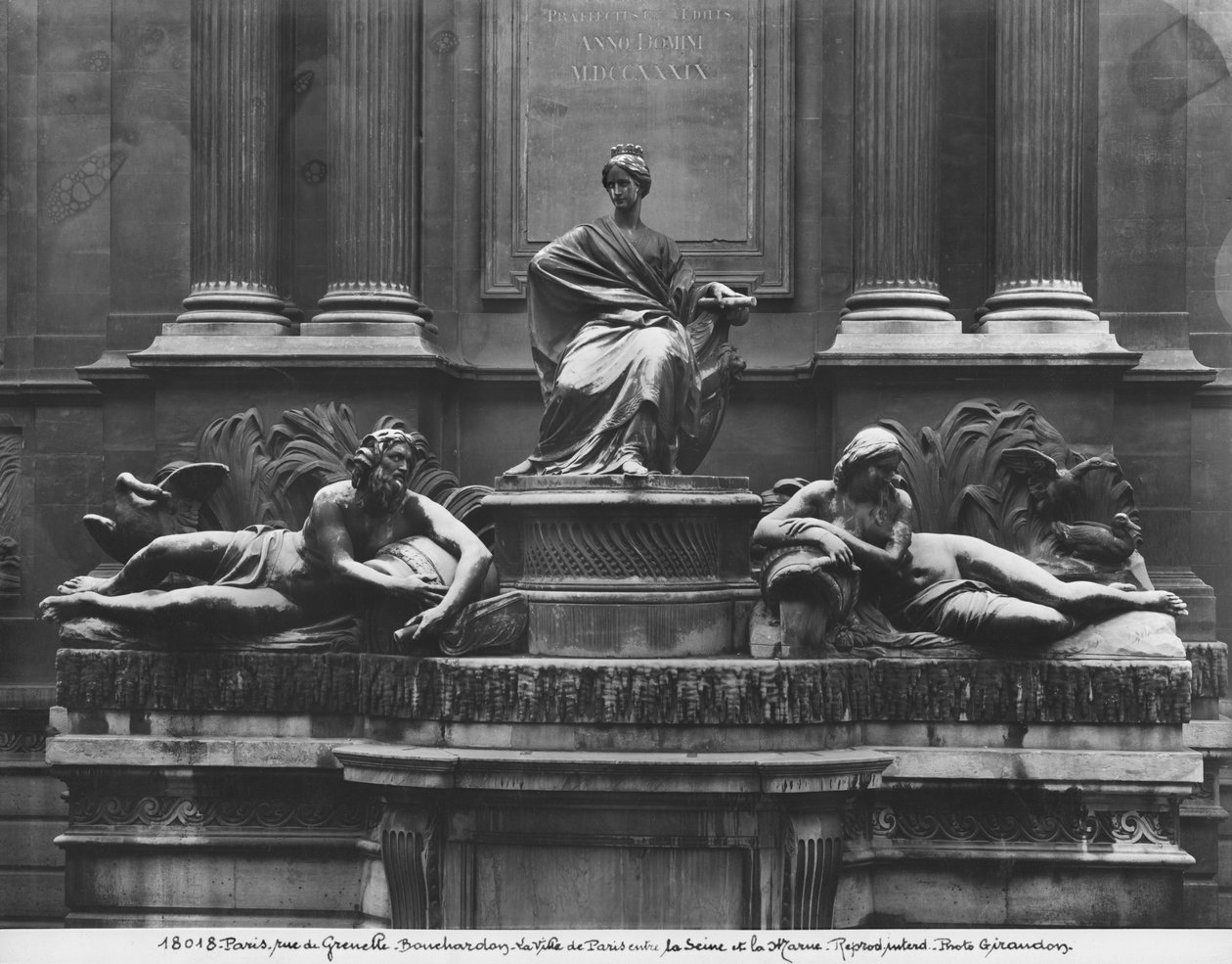 Brunnen der vier Jahreszeiten, rue de Grenelle, 1739-46 (Detail) von Edmé Bouchardon