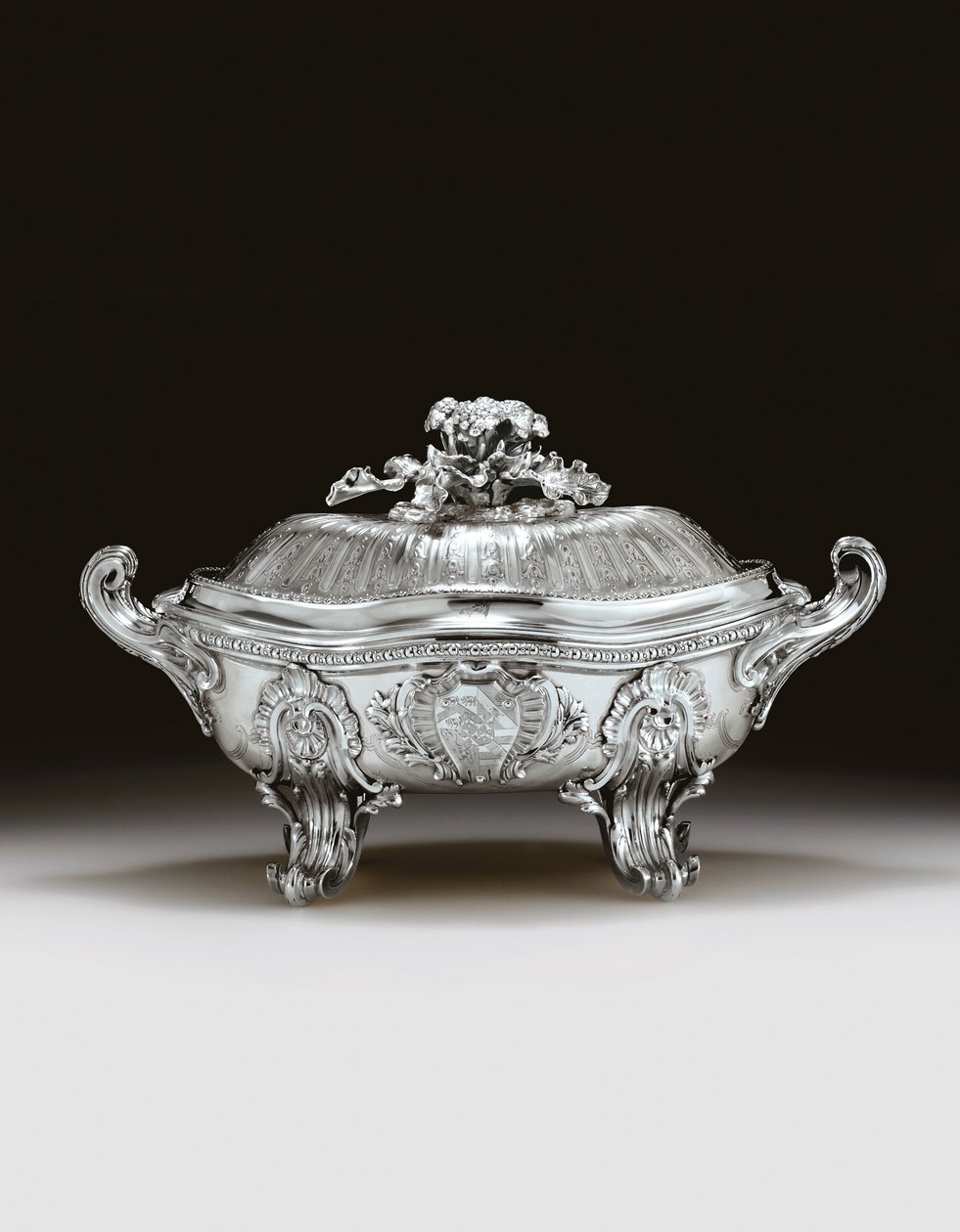 Louis XV Terrine, Deckel und Einsatz von Edme Pierre Balzac