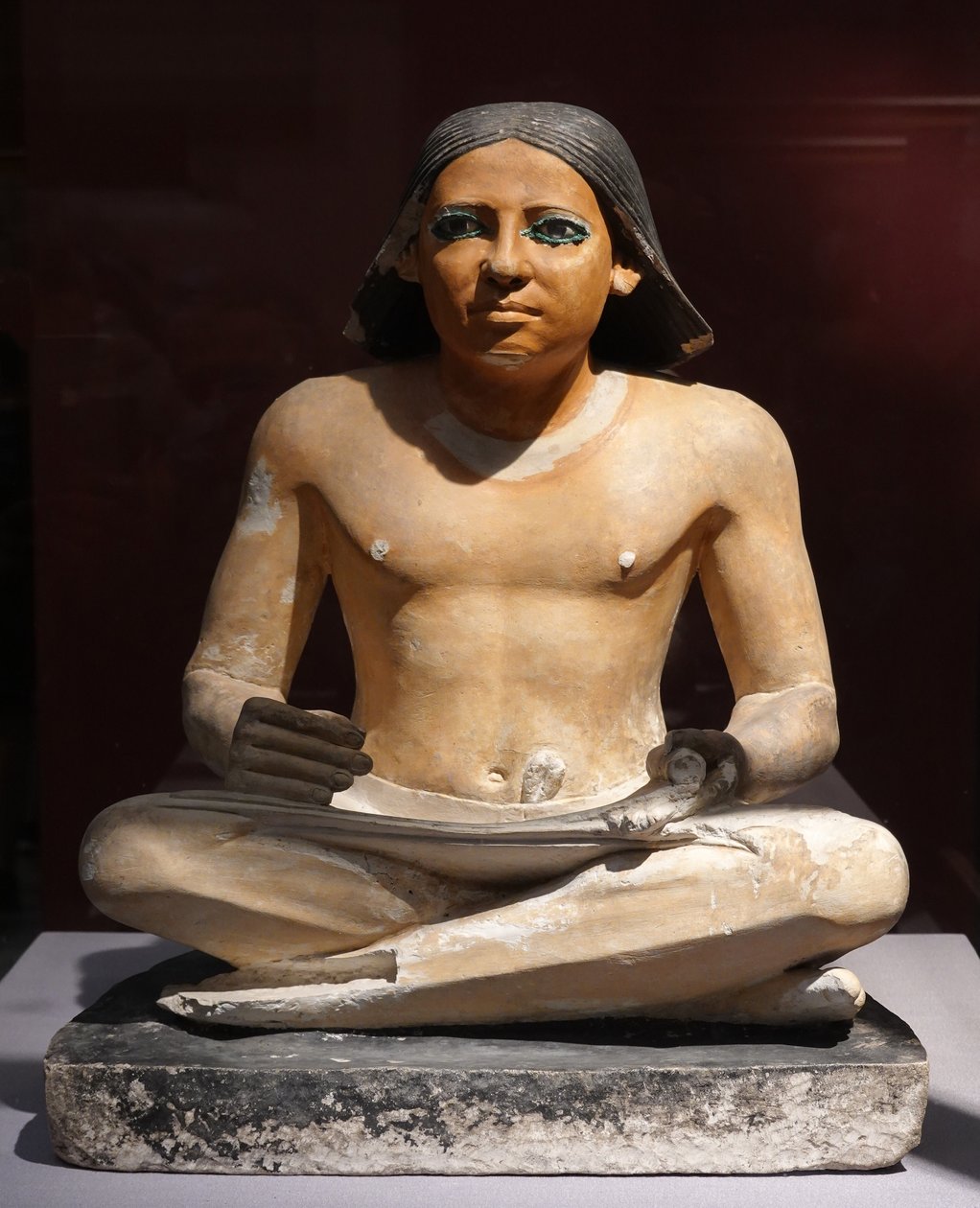 Kauernder Schreiber, 5. Dynastie von Egyptian 5th Dynasty