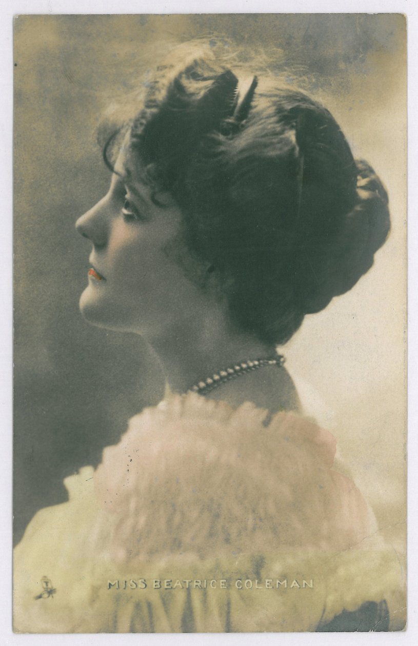 Berühmtheiten der Bühne: Miss Beatrice Coleman, 1903-08 (koloriertes Foto) von English Photographer