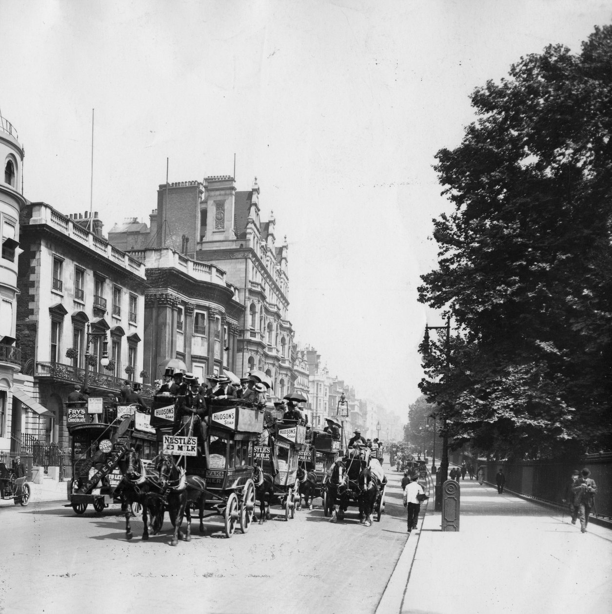 Piccadilly, London von English Photographer