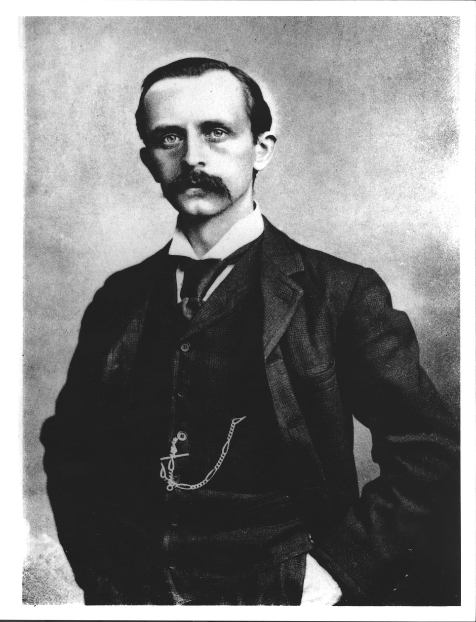 Sir James Matthew Barrie (1860-1937) von English Photographer