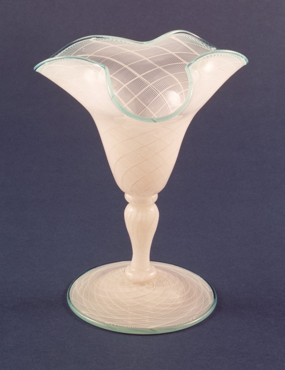 Vase, spätes 19. Jahrhundert von English School