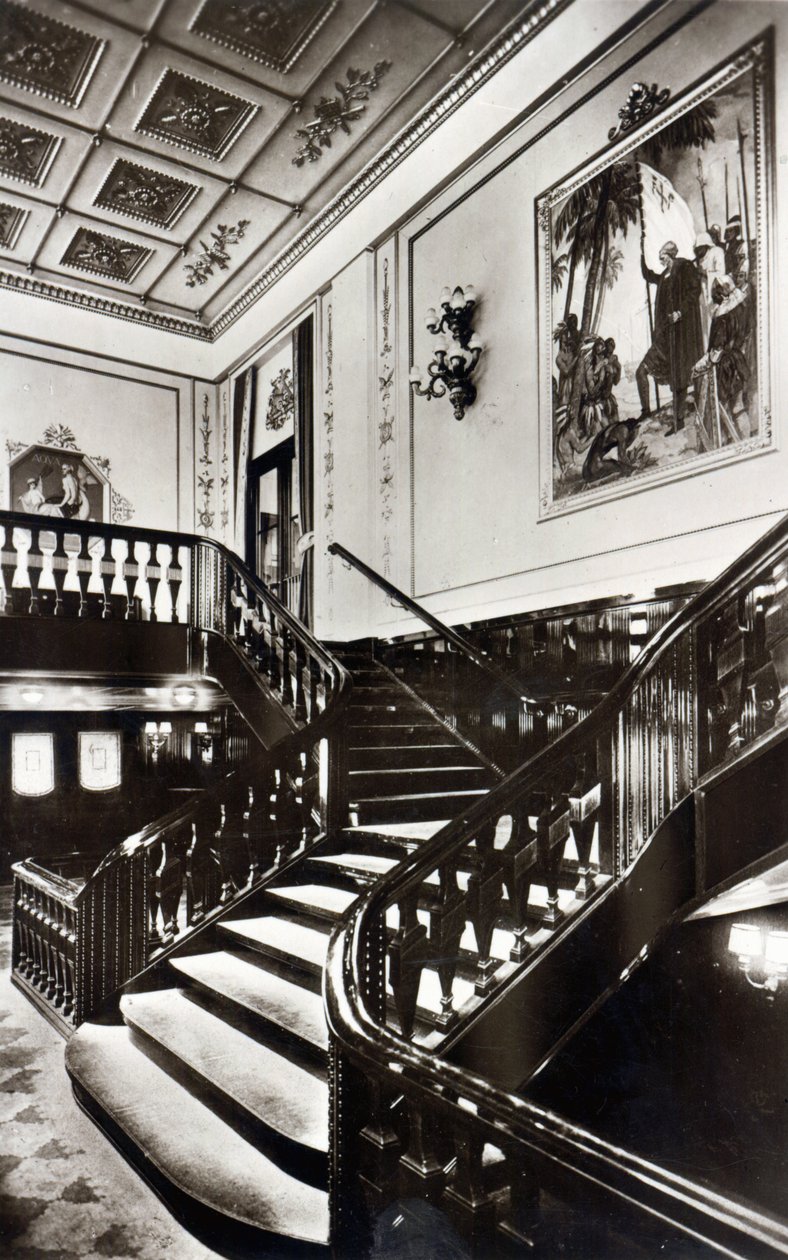 Große Treppe an Bord der HMS Homeric von English Photographer