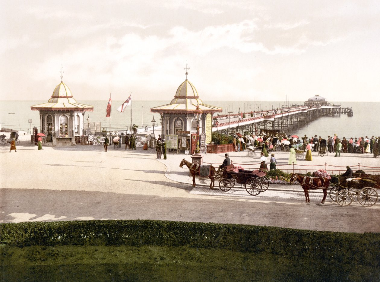 Der Pier, Worthing von English School