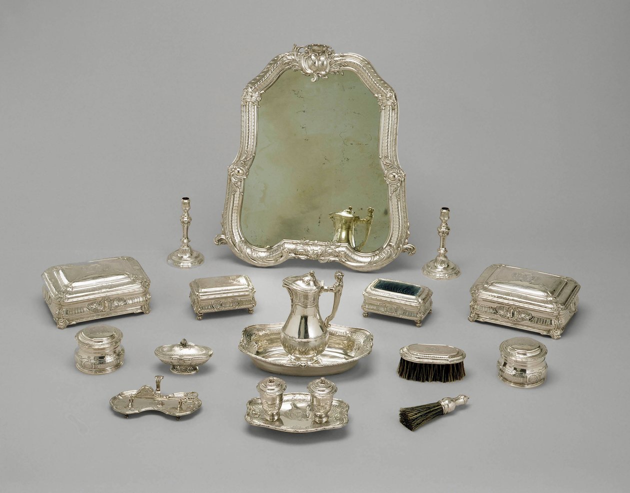 Toilettenset, 1738-39 von Etienne Pollet