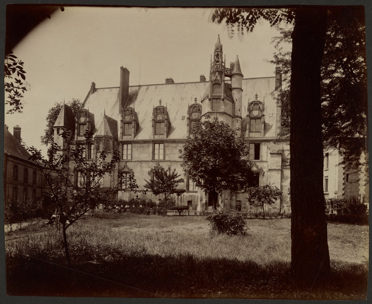 Beauvais, Justizpalast von Eugène Atget