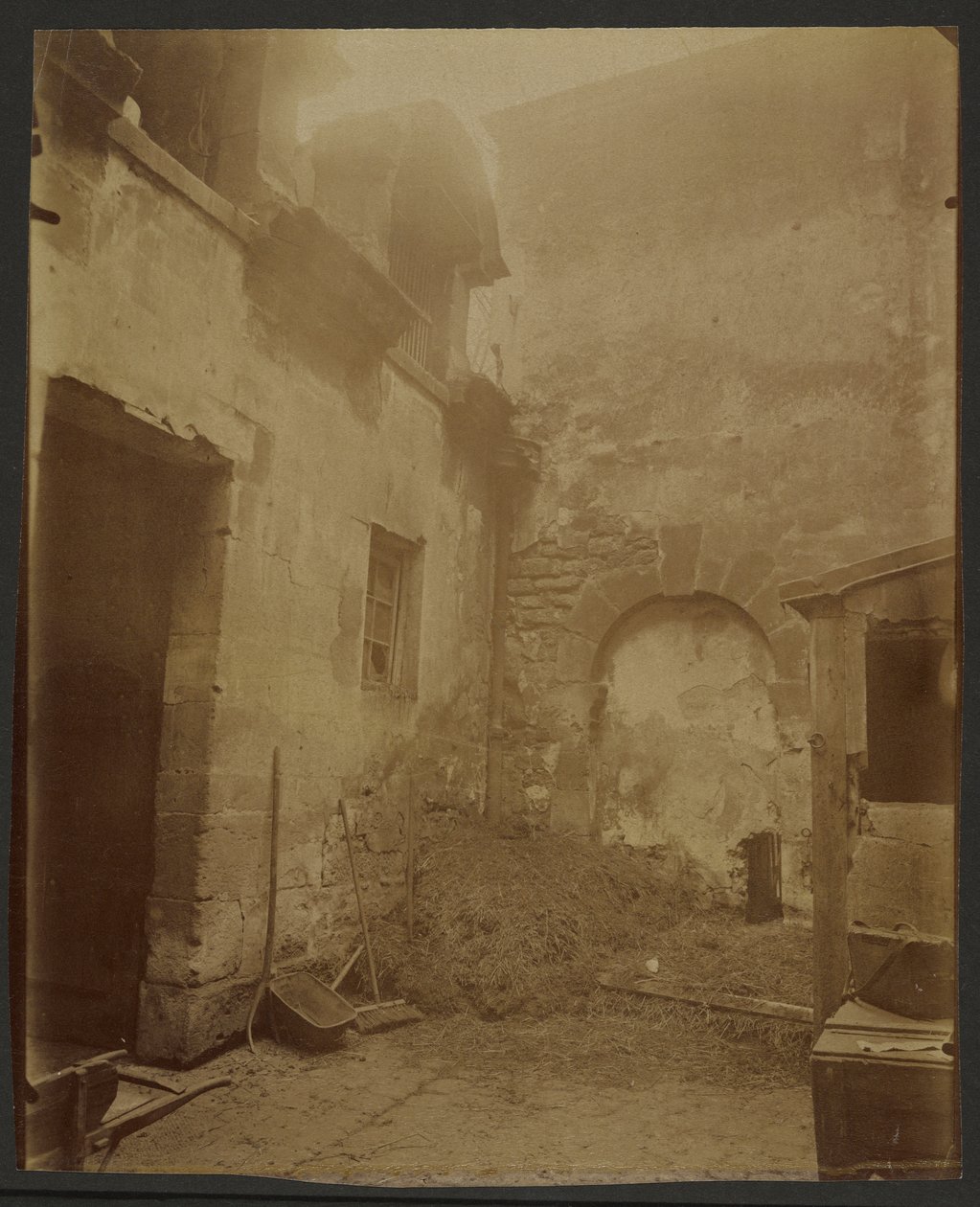 Hôtel Richelieu, 18 Quai de Béthune von Eugène Atget