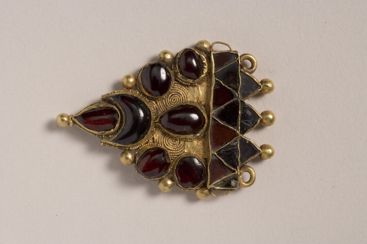 Anhänger, ca. 5. Jahrhundert n. Chr. (Gold und Granat) von European