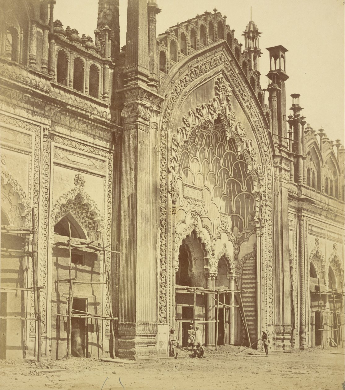 Das Summa Musjid Tor, Lucknow von Felice Beato