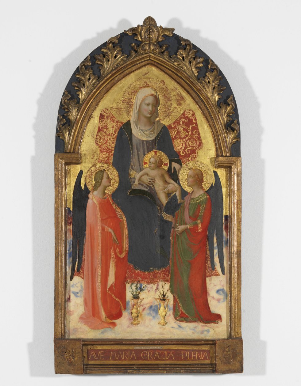 Madonna mit Kind und zwei Engeln von Fra Angelico