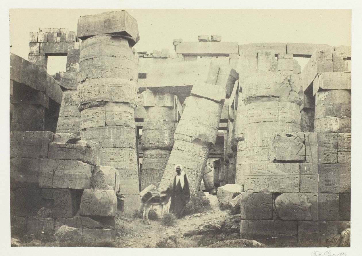 Säulen in der großen Halle, Karnak von Francis Frith