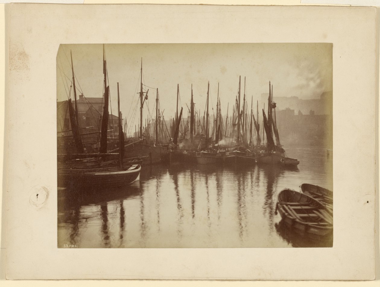 Whitby Hafen von Frank Meadow Sutcliffe