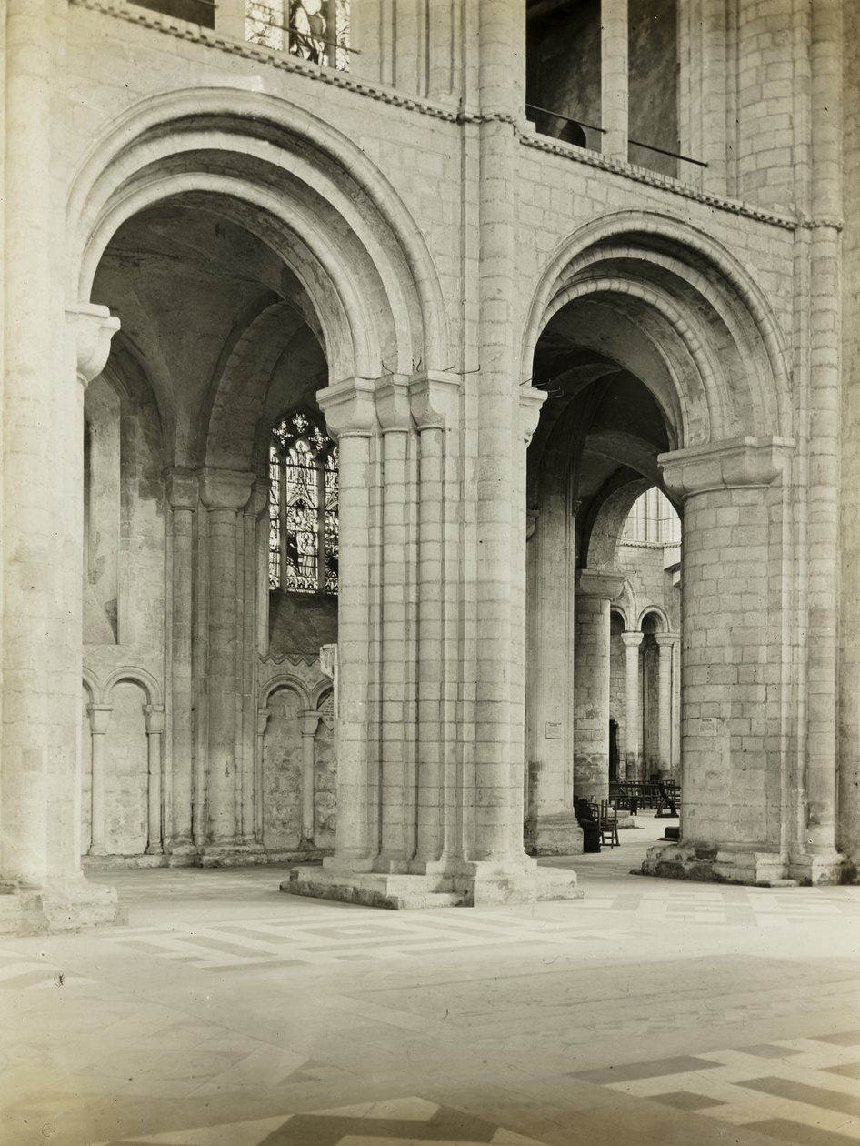 Ely-Kathedrale: Kirchenschiffbögen von Frederick H. Evans
