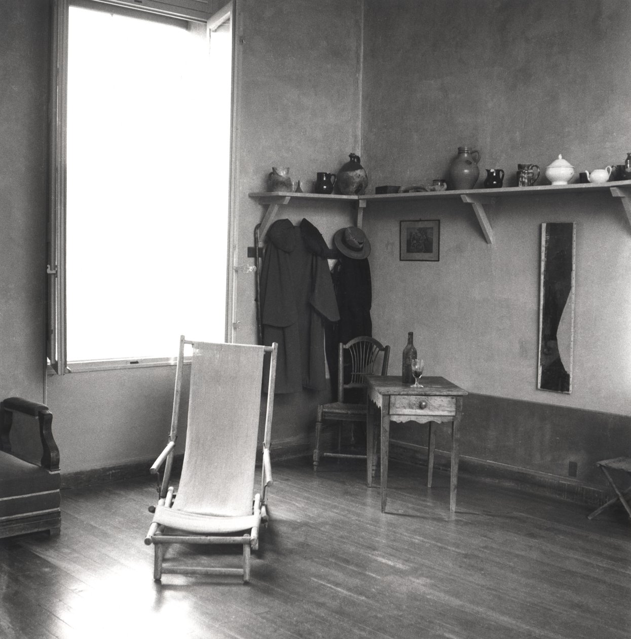 Innenansicht von Cezannes Atelier in Aix-en-Provence, um 1900-02 von French Photographer