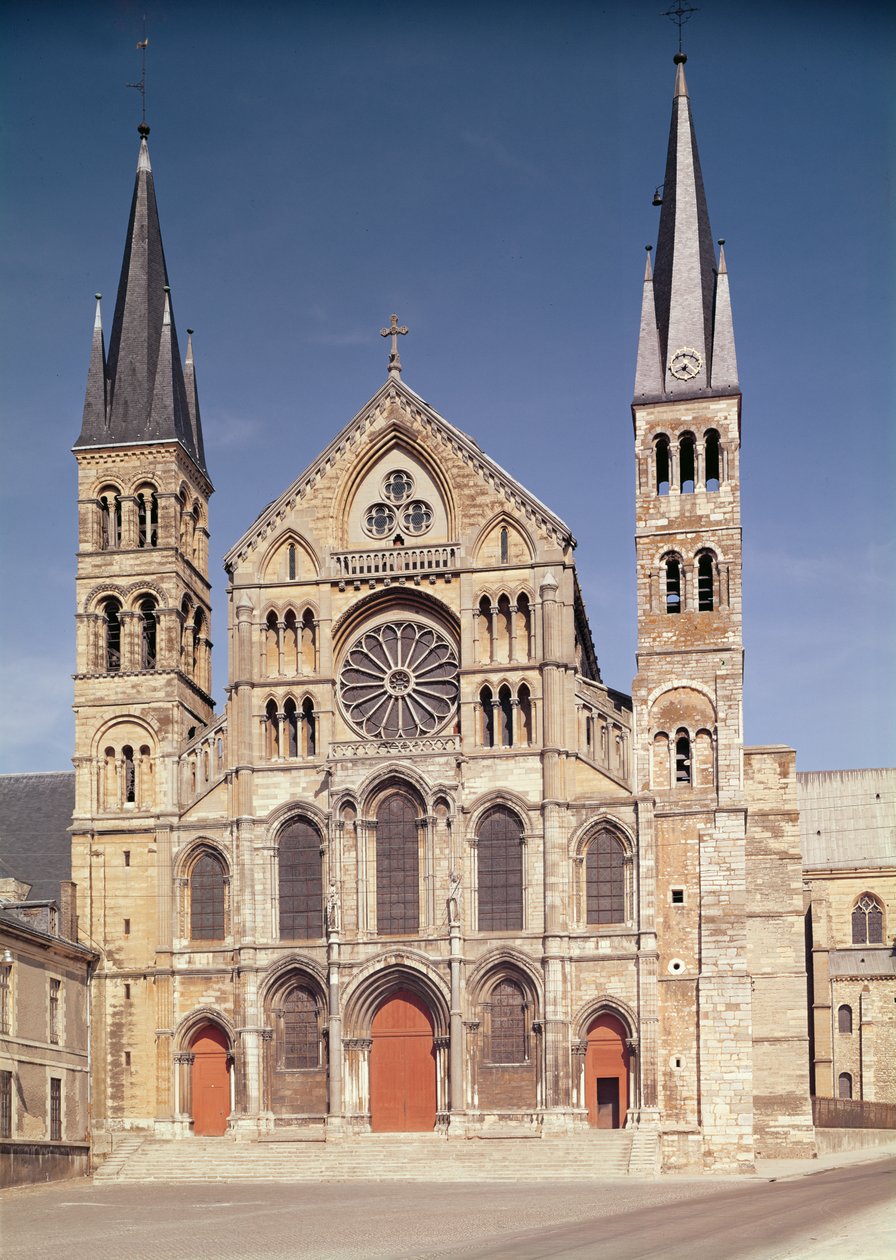Hauptfassade der Abtei von French School