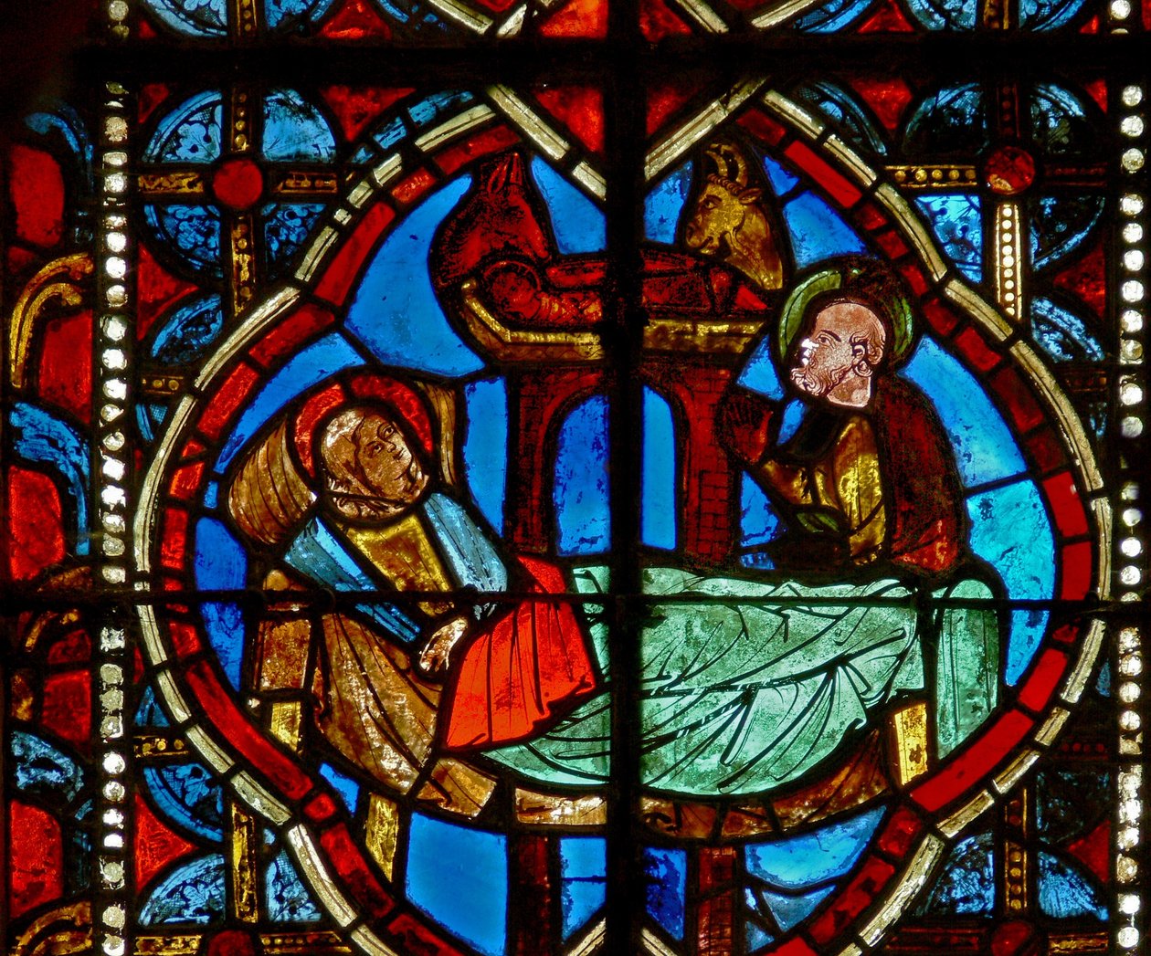 Fenster s1 mit der Geburt Christi von French School