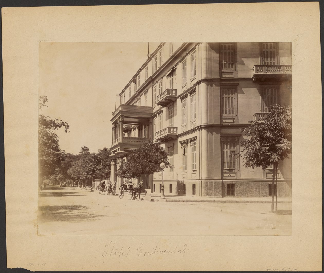 Hotel Continental von G. Lekegian
