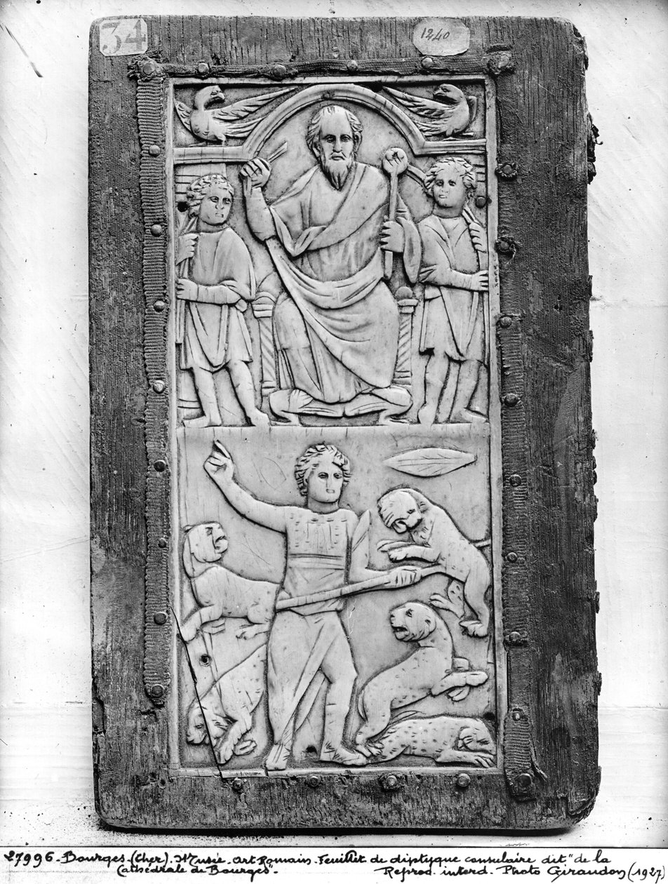 Konsulardiptychon des Aetius, linke Tafel von Gallo Roman