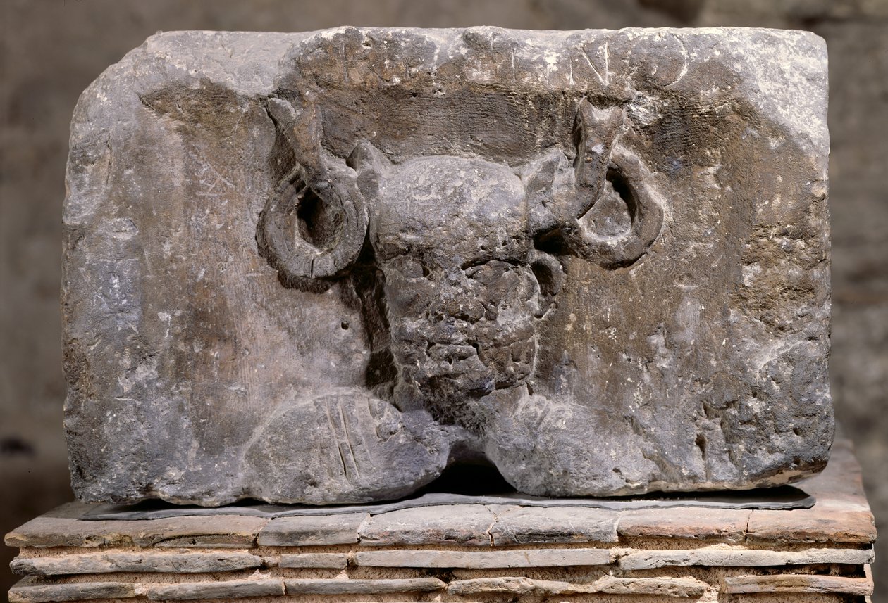 Kapital der Nautes-Säule darstellend Cernunnos von Gallo Roman