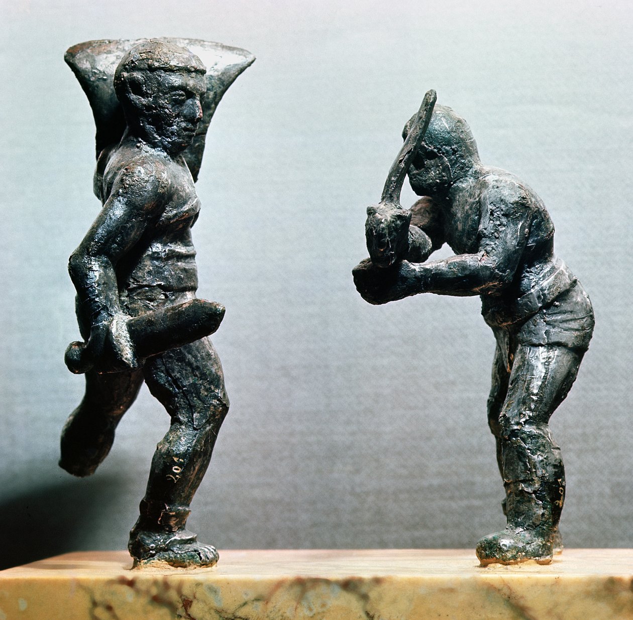Zwei Gladiatoren im Kampf von Gallo Roman