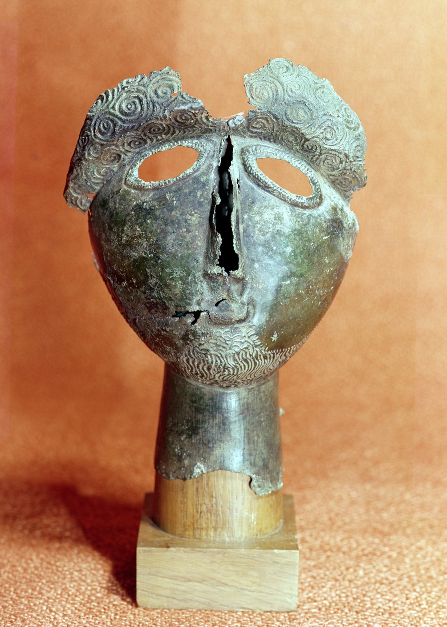 Maske einer pyrenäischen Gottheit, aus Montouse von Gaulish