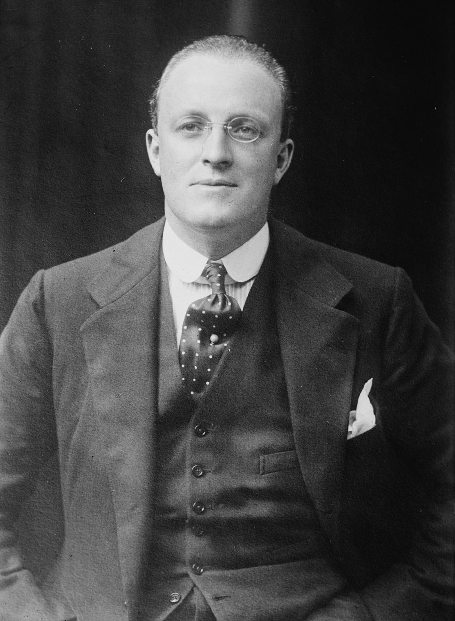 Hugh Walpole von George Grantham Bain