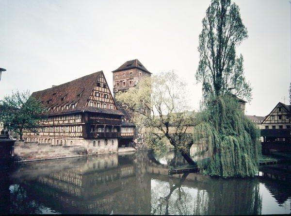 Ansicht des Weinstadels, erbaut 1446-48 von German School