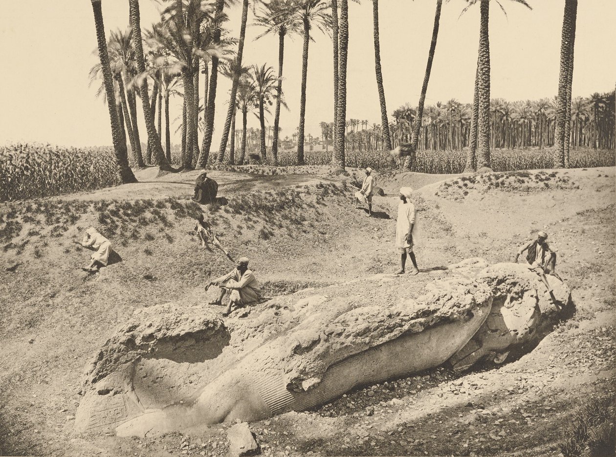 Statue von Sesostris umgestürzt (Saqqara) von Henri Béchard