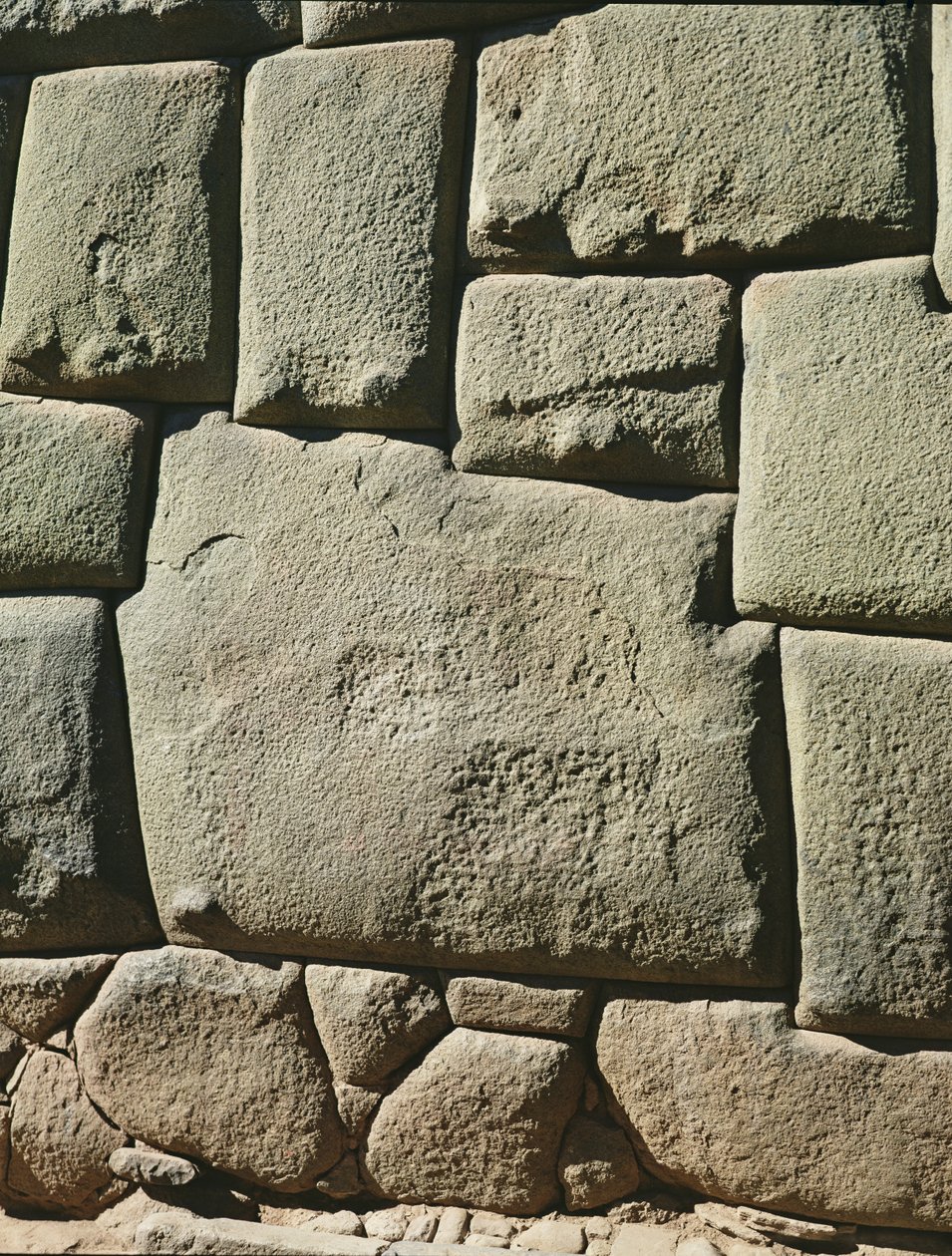 Stein mit zwölf Ecken von Incan