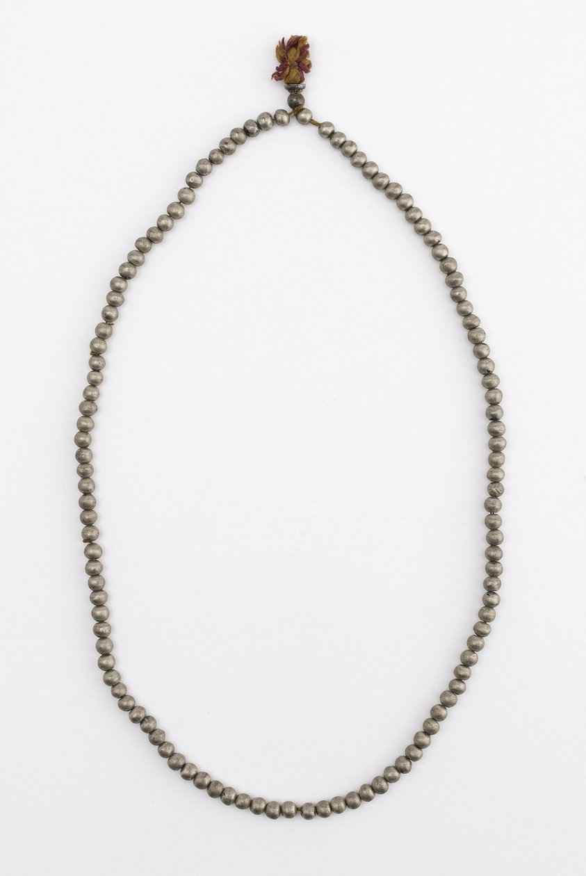 Kette aus kleinen Perlen von Indian School